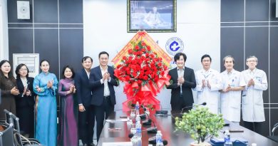 Đồng chí Lê Ngọc Quang thăm, chúc mừng Bệnh viện C Đà Nẵng nhân kỷ niệm 71 năm Ngày Thầy thuốc Việt Nam Đồng chí Lê Ngọc Quang thăm, chúc mừng Bệnh viện C Đà Nẵng nhân kỷ niệm 71 năm Ngày Thầy thuốc Việt Nam