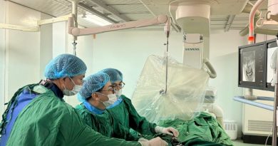 CỨU SỐNG NGOẠN MỤC CỤ BÀ 85 TUỔI: NHỜ KỸ THUẬT TIÊN TIẾN, CHẶN ĐỨNG NGUY HIỂM DO HẸP ĐỘNG MẠCH CẢNH CỨU SỐNG NGOẠN MỤC CỤ BÀ 85 TUỔI: NHỜ KỸ THUẬT TIÊN TIẾN, CHẶN ĐỨNG NGUY HIỂM DO HẸP ĐỘNG MẠCH CẢNH